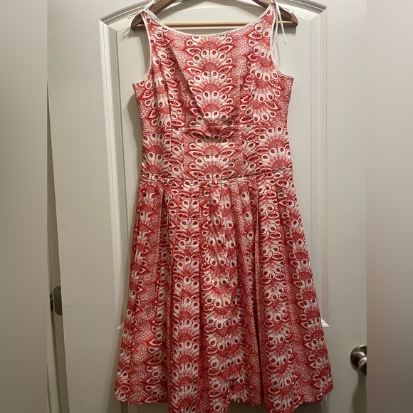 Brooks Brothers Embroidered Red Dress Size 6 Fit And Flare - Picture 4 of 8